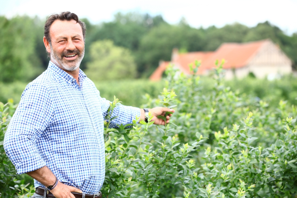 David Bertrand dans les vergers du Moulin du Mizotier